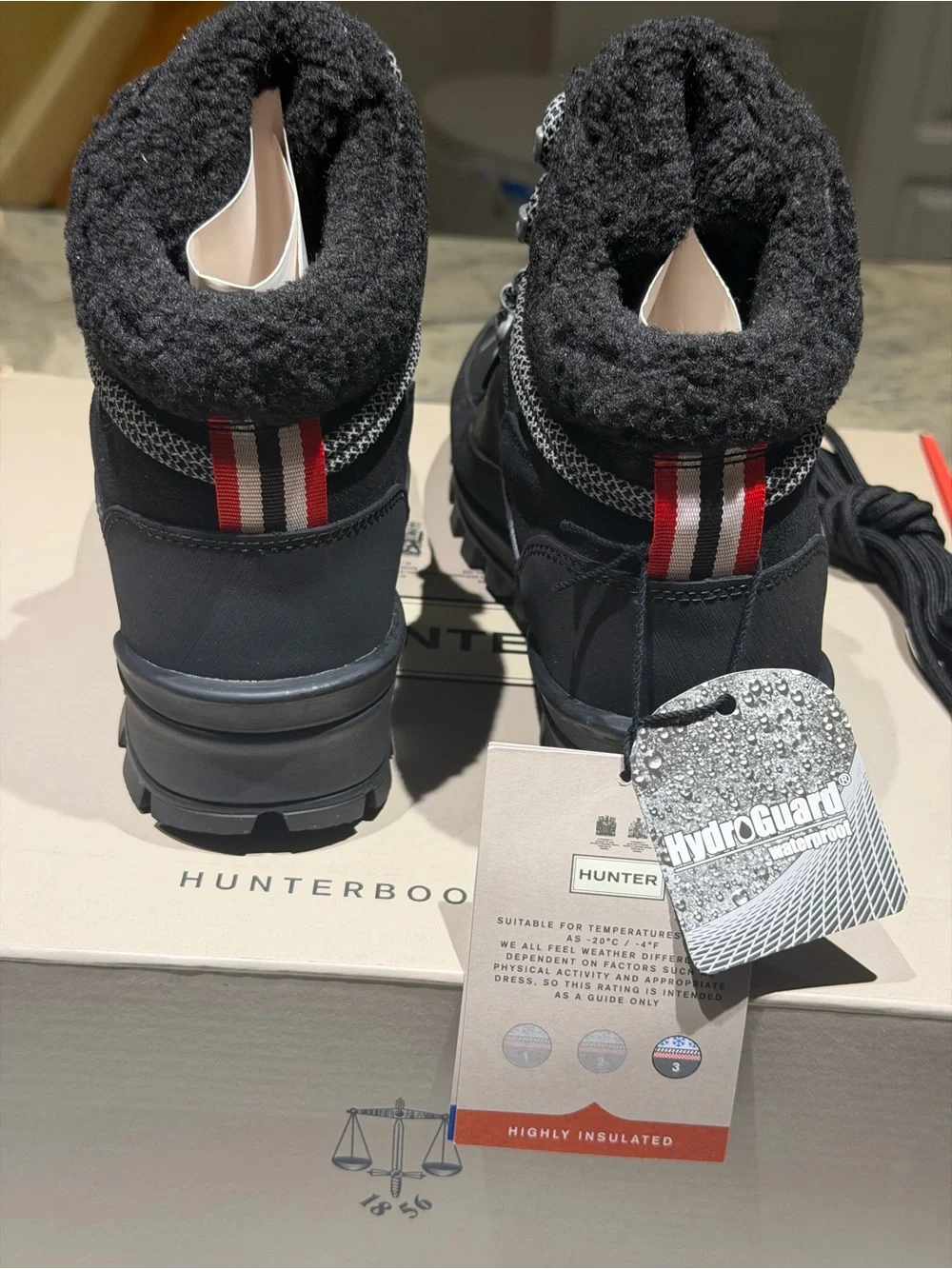 Hunter w commando chelsea Black Leather Lace-Up Hiker Boots with Sherpa Collar